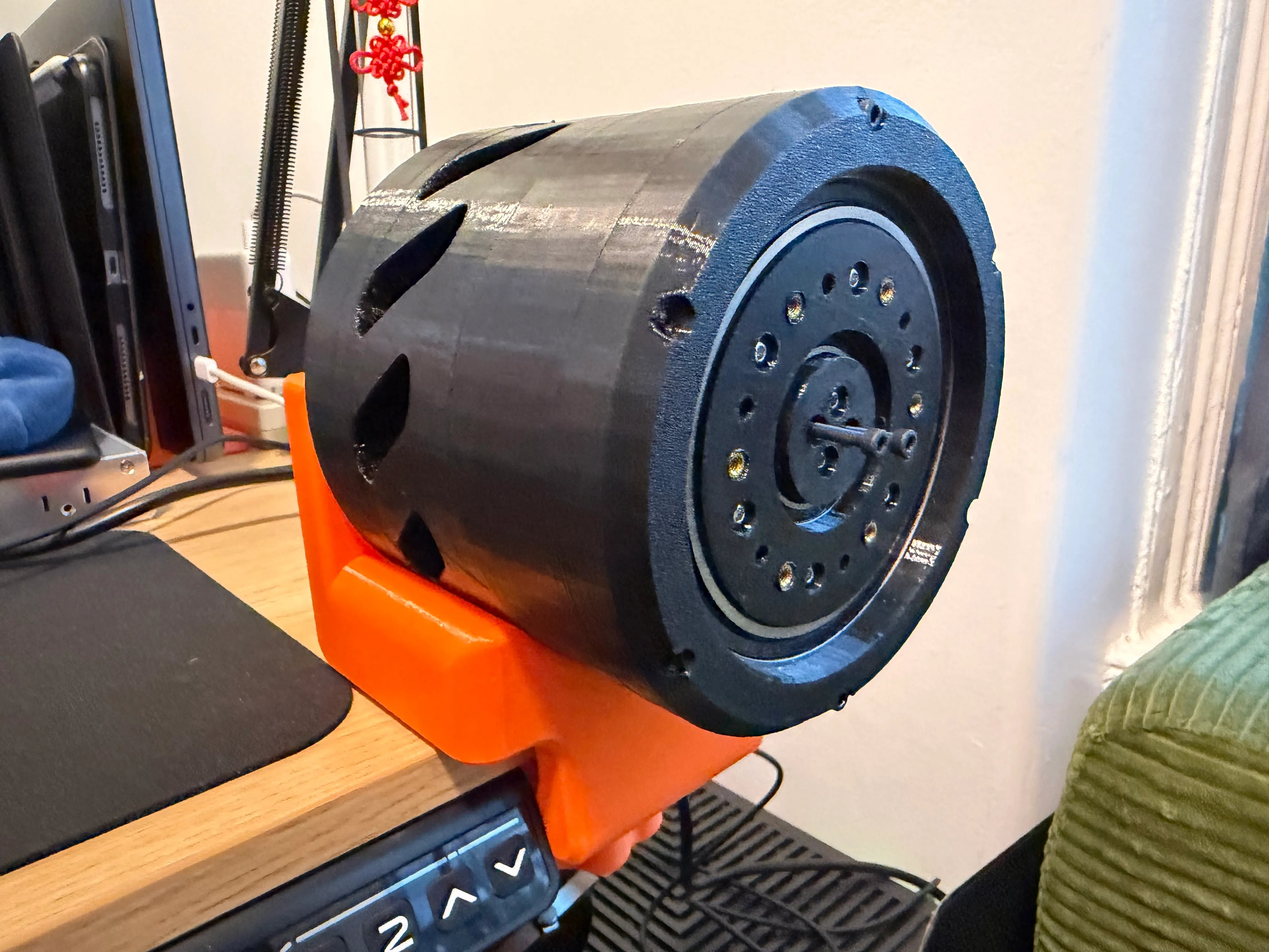 Assembled cycloidal actuator clamped to the bench